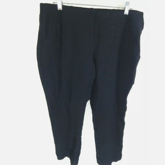 Chico's Pants - Chico's So Slimming Ankle Crop Ponte Pants